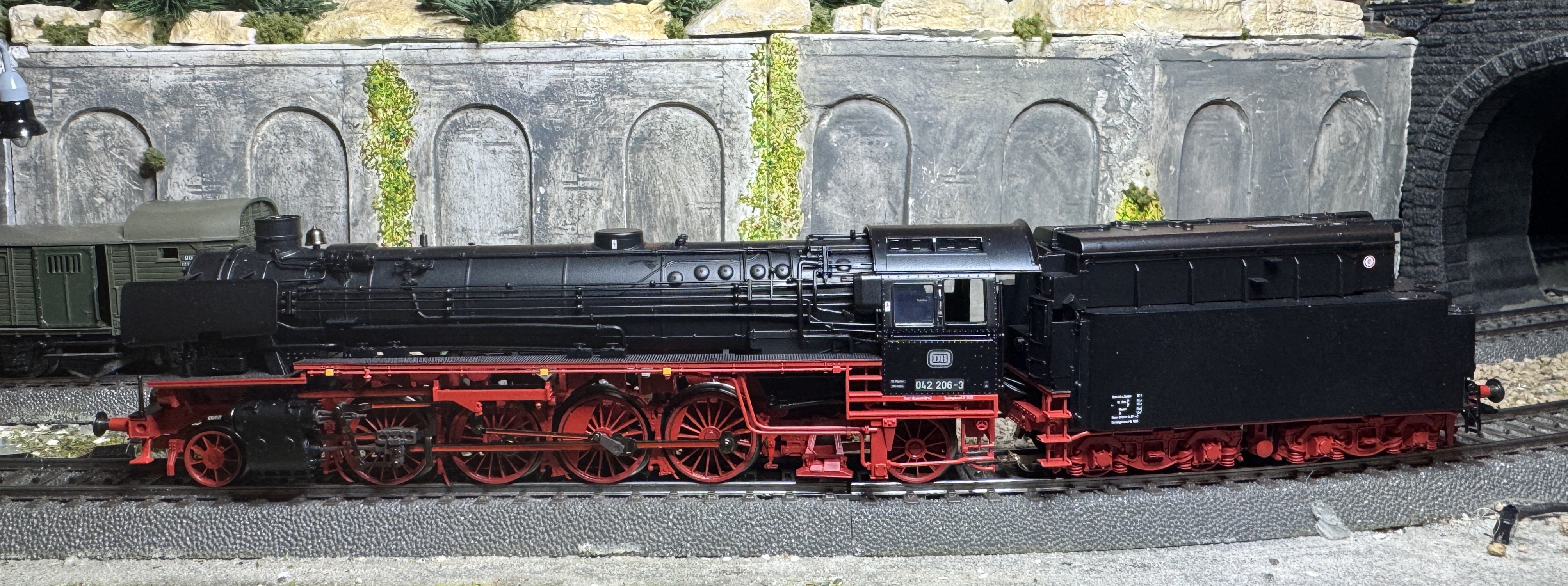 BR 042 206-3